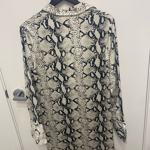 White Leopard Dress- Long Sleeve - Picture 2 of 2
